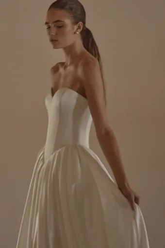 Vagabond Bridal Style #Violette #5 frontface vertical cropped thumbnail