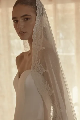 Vagabond Bridal Style #Violette #11 frontface vertical cropped thumbnail