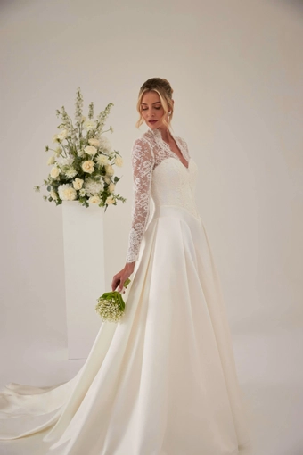 Sassi Holford Catherine #1 frontface vertical thumbnail