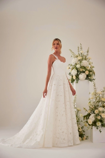 Sassi Holford #Chloe #2 frontface vertical thumbnail