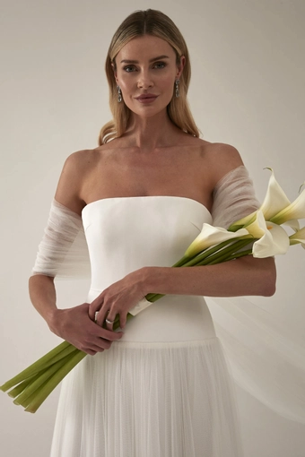 Sassi Holford #Dana Tulle Bow #0 default frontface vertical cropped thumbnail