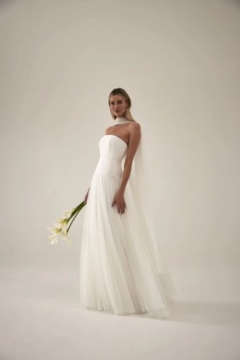 Sassi Holford Vera #1 frontface vertical thumbnail