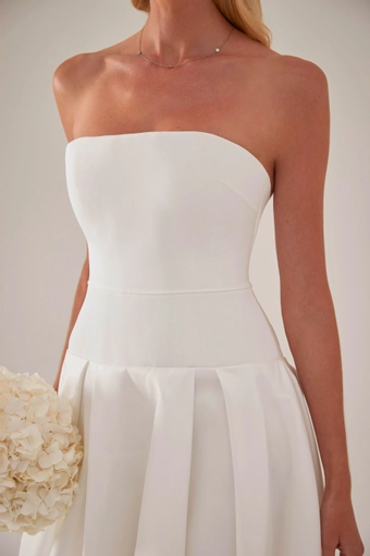 Sassi Holford Verity #2 frontface vertical cropped thumbnail