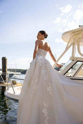 Lé Lee Studio #Elianna #4 default backface vertical cropped thumbnail