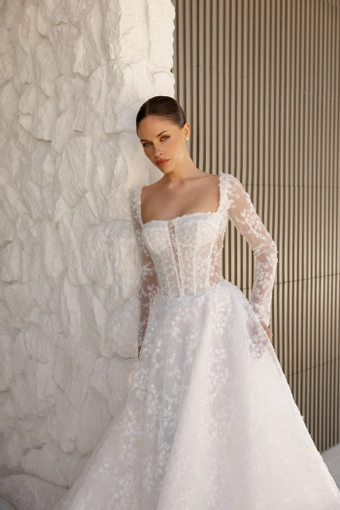 Lé Lee Studio #Florence #5 frontface vertical cropped thumbnail