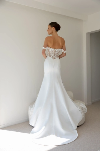 Lé Lee Studio #Genesis #1 default backface vertical thumbnail