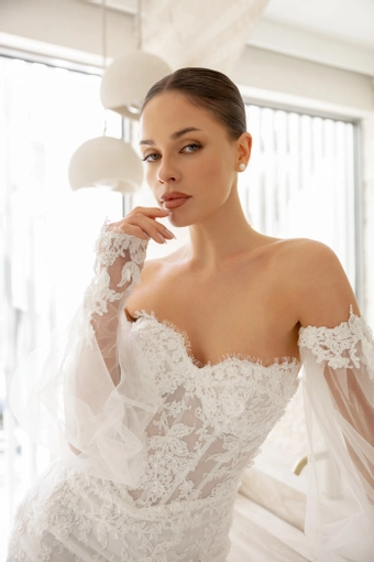 Lé Lee Studio #Theadora #4 frontface vertical cropped thumbnail