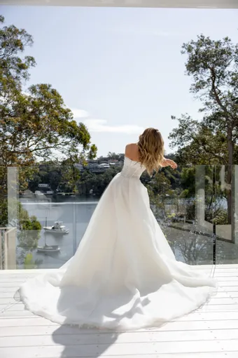 Lé Lee Studio #Ava #1 backface vertical thumbnail