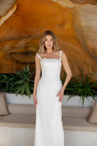 Lé Lee Studio #Lexi #3 frontface vertical cropped thumbnail