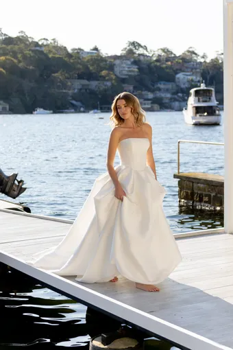 Lé Lee Studio #Riley #2 frontface vertical thumbnail