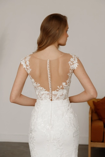Olivia Bottega 2 in 1 Lace Wedding Dress Airis with Detachable Skirt #25 backface vertical cropped thumbnail