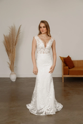 Olivia Bottega 2 in 1 Lace Wedding Dress Airis with Detachable Skirt #1 frontface vertical thumbnail