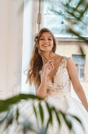 Olivia Bottega 2 in 1 Lace Wedding Dress Airis with Detachable Skirt #22 frontface vertical cropped thumbnail