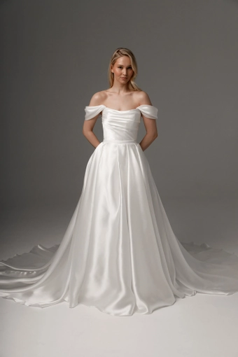 Olivia Bottega 2 in 1 Wedding Dress Dakota With Detachable Fiorelia Skirt #0 default frontface vertical thumbnail