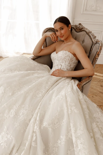 Olivia Bottega 2 in 1 Wedding Dress Mitsis With Detachable Airis Skirt #7 frontface vertical cropped thumbnail