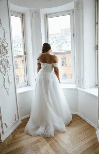 Olivia Bottega Klouzi Wide Straps #13 backface vertical cropped thumbnail