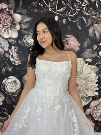 Olivia Harlow Quinn #1 frontface vertical cropped thumbnail