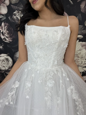 Olivia Harlow Quinn #2 frontface vertical cropped thumbnail