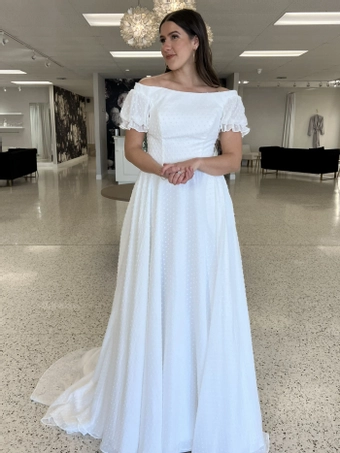 Olivia Harlow Saraphina #0 default frontface vertical thumbnail