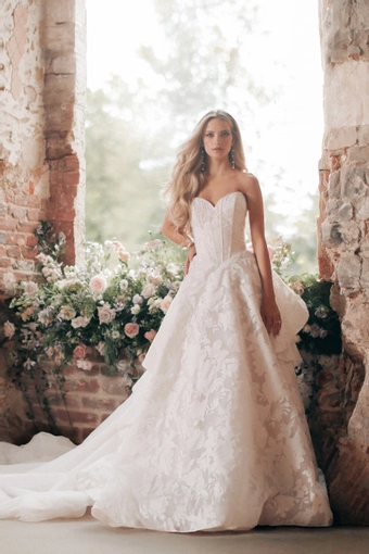 Disney Fairy Tale Weddings Style #D466 #0 default frontface vertical thumbnail