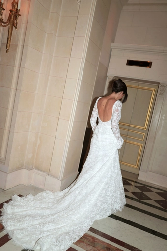 Trish Peng #Daphne #9 backface vertical thumbnail