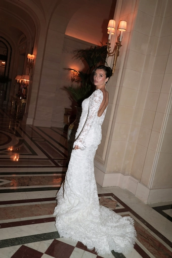 Trish Peng #Daphne #6 backface vertical thumbnail