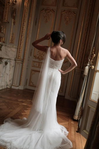 Trish Peng #Faye #4 backface vertical thumbnail