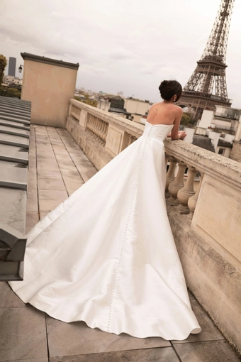 Trish Peng #Haven #5 default backface vertical thumbnail