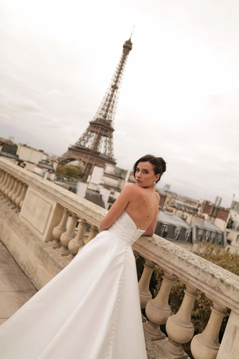 Trish Peng #Haven #9 backface vertical cropped thumbnail