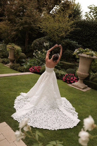 Trish Peng #Odette #11 backface vertical thumbnail