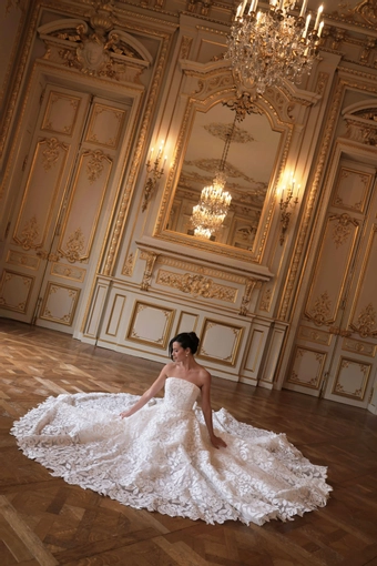 Trish Peng #Odette #6 frontface vertical thumbnail