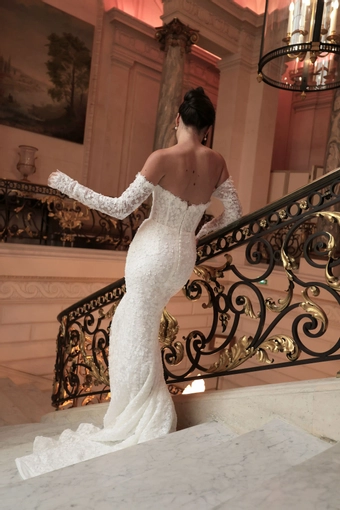 Trish Peng #Paloma #8 backface vertical thumbnail