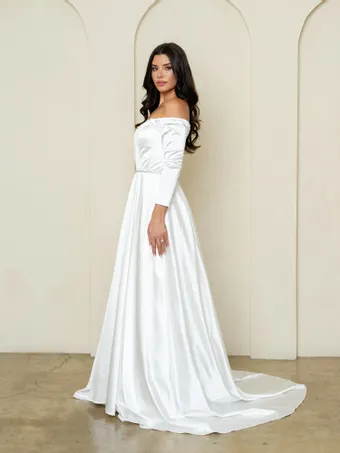 Eva USA Style #3528 #1 frontface vertical thumbnail