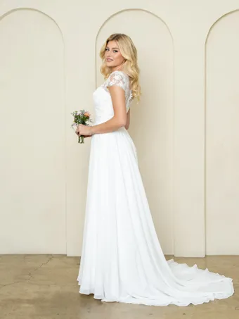 Eva USA Style #5301 #1 frontface vertical thumbnail