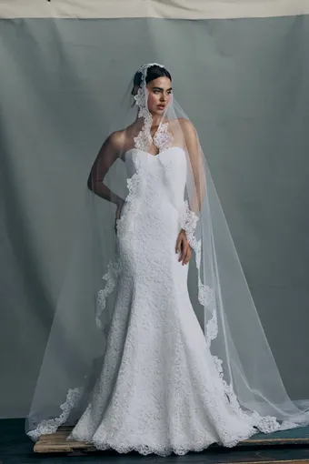 Anne Barge Couture #Anouk #2 frontface vertical thumbnail