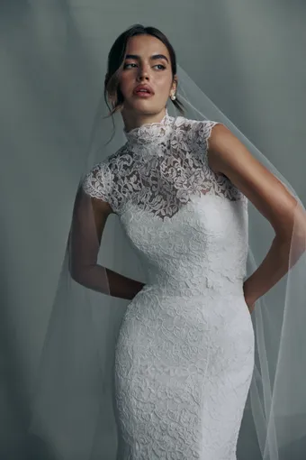 Anne Barge Couture #Anouk #5 frontface vertical cropped thumbnail
