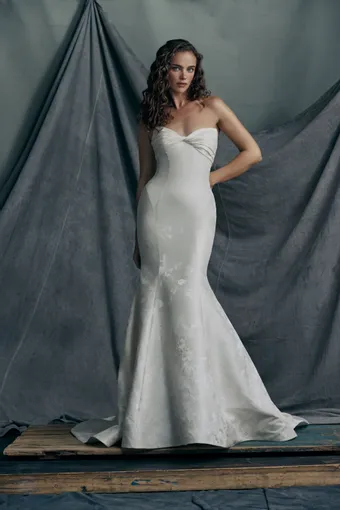 Anne Barge Couture #Justine #0 default frontface vertical thumbnail