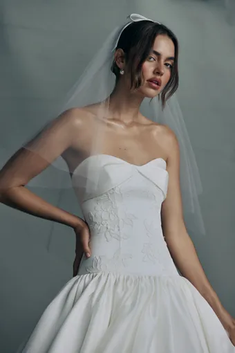 Anne Barge Couture #Noblesse #5 frontface vertical cropped thumbnail