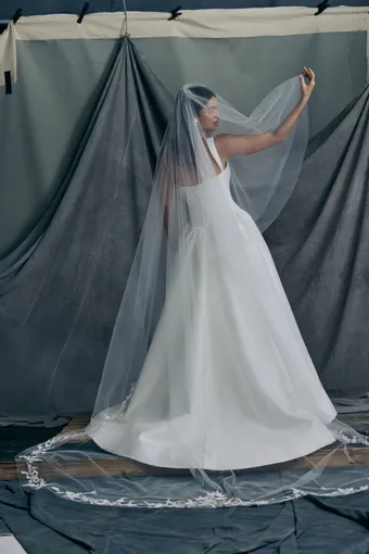 Anne Barge Couture #Verite #2 backface vertical thumbnail