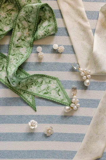 Lula Kate Style #Fresh Green Floral Silk Twilly #0 default frontface vertical thumbnail