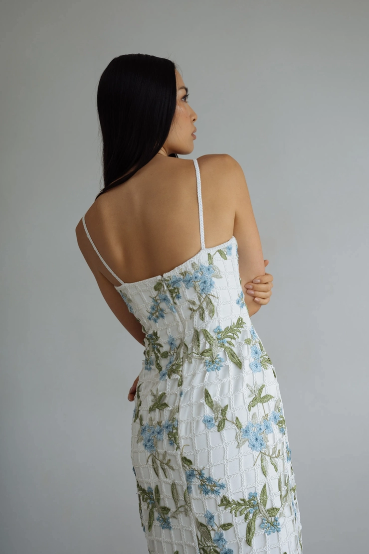 Jenny Yoo Capri 12630 #13 backface vertical cropped picture