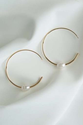Jenny Yoo J1237 Charlize Gold Hoop Earring #1 vertical thumbnail