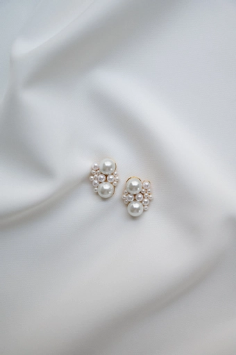 Jenny Yoo J1251 Natalya Pearl Cluster Earring #2 vertical thumbnail