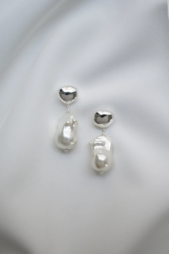Jenny Yoo J1252 Aurelia Metal and Pearl Drop Earring #1 vertical thumbnail