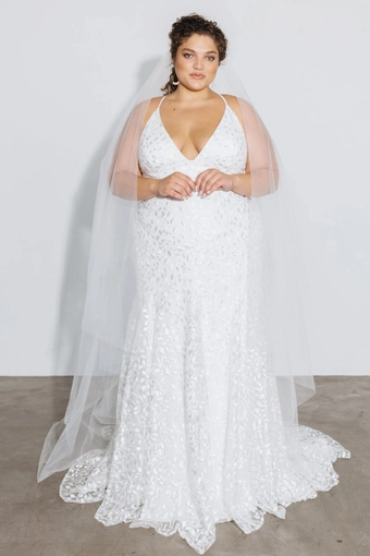 Jenny Yoo V12051 Constance Veil #1 frontface vertical thumbnail