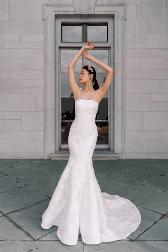 Sareh Nouri Janan $2 frontface vertical thumbnail