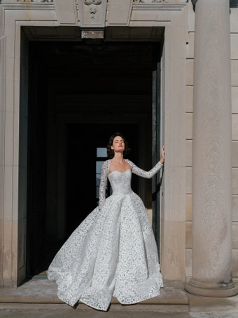 Sareh Nouri Mahsa $3 frontface vertical thumbnail