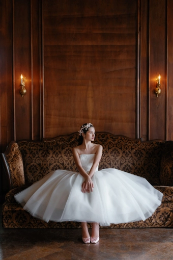 Sareh Nouri Neda $4 frontface vertical thumbnail