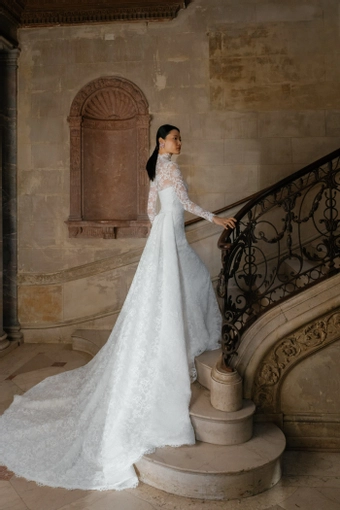 Sareh Nouri Rumi $6 vertical thumbnail