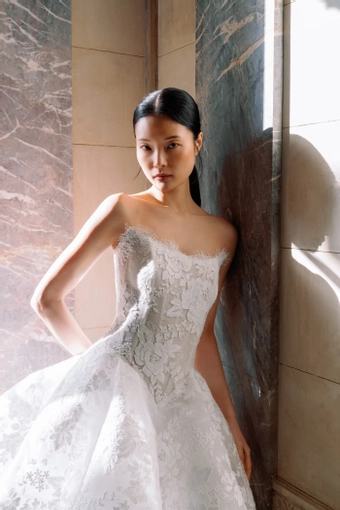 Sareh Nouri Zhina $8 frontface vertical cropped thumbnail